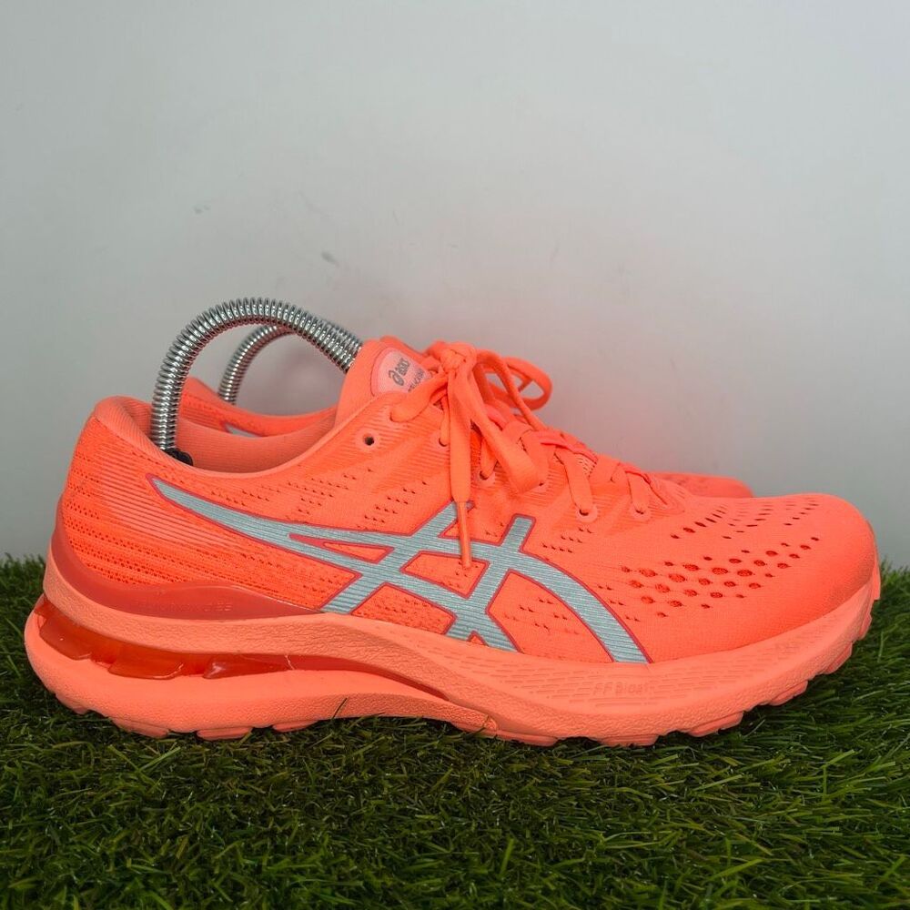 ASICS Gel Kayano 28 Women’s 9.5 Neon Coral Orange Running Shoes 1012B18 - Picture 4 of 9